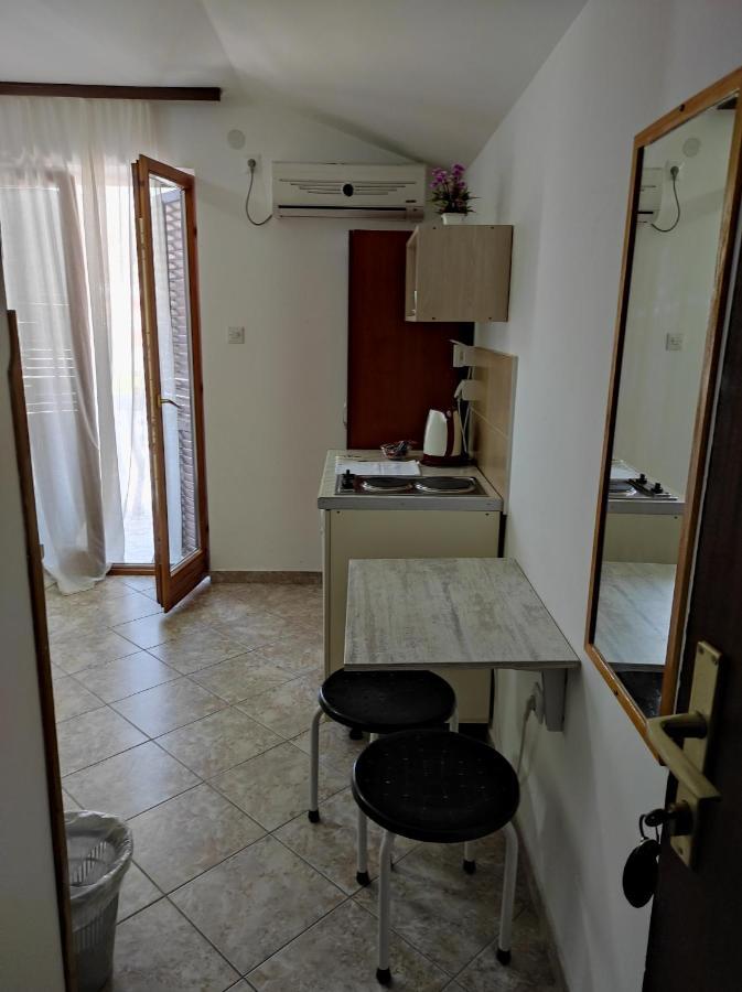 Apartments Skala Sutomore Luaran gambar