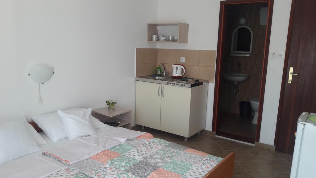 Apartments Skala Sutomore Luaran gambar